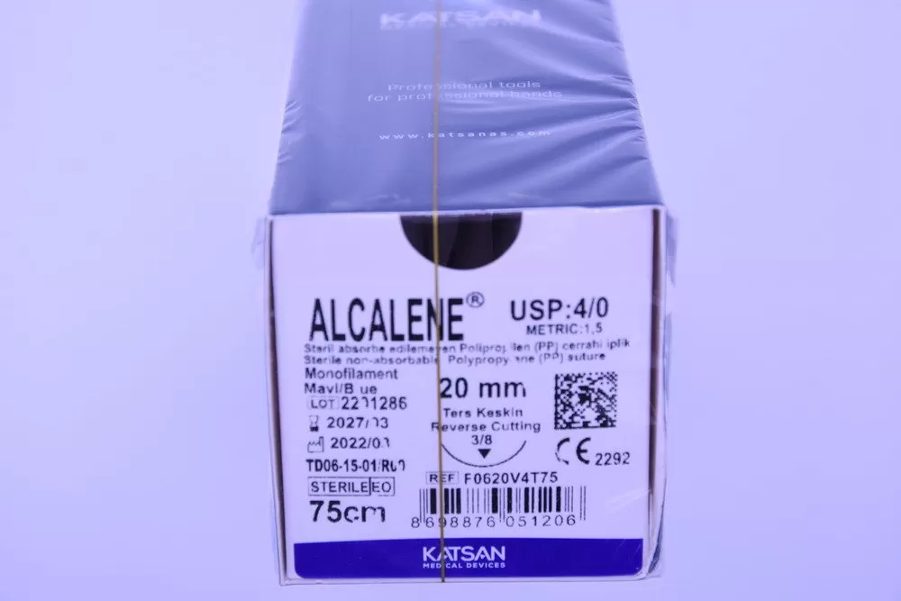 Alcalene 4/0 75cm 3/8 20mm fordított vágótű