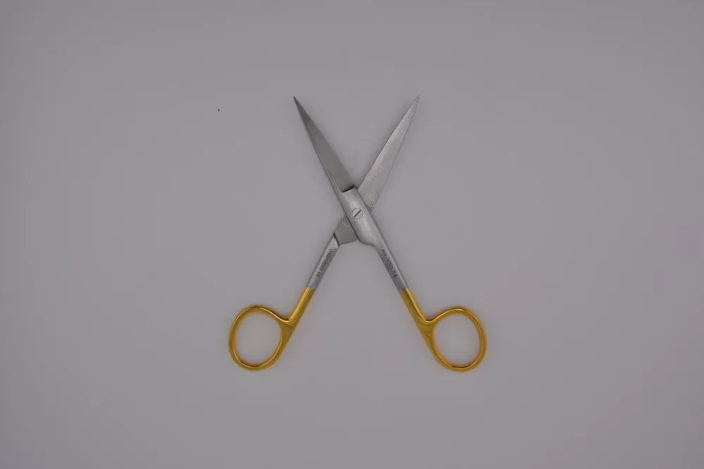 TC Standard olló aranyozott, hegyes/hegyes, egyenes 14,5 cm