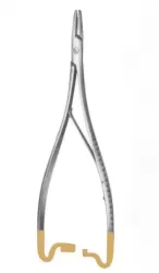 TC Mathieu aranyozott tűfogó, betétes 17 cm