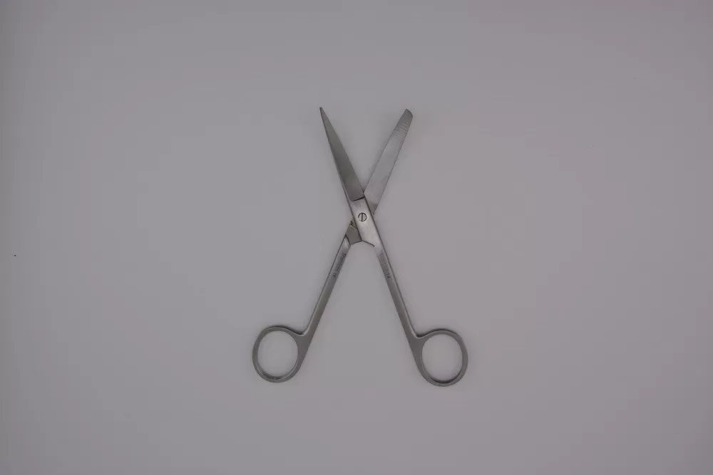 Deaver olló hegyes/tompa, hajlított 14 cm