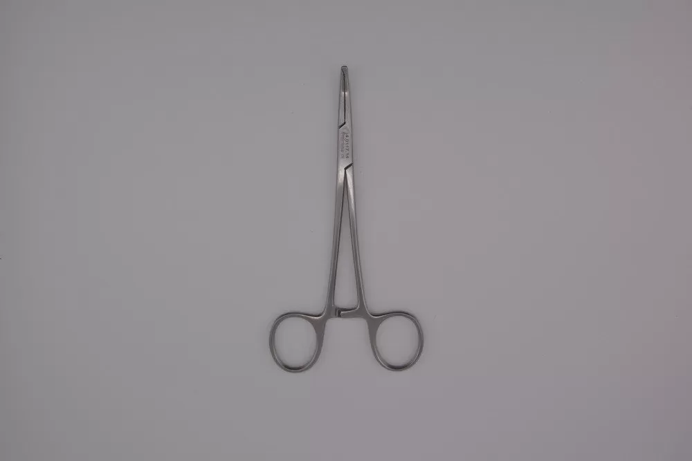 Crile delicate érfogó, 1x2 fogú, hajlított 14 cm