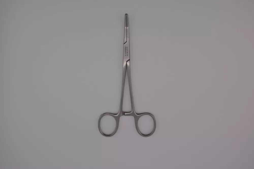 Leriche fogó, 1x2 fogú, hajlított 15 cm