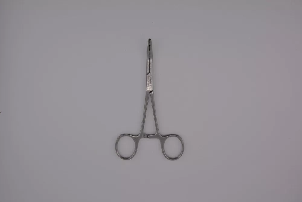 Pean delicate fogó, hajlított 13 cm