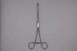 Kocher atrauma fogó 22 cm