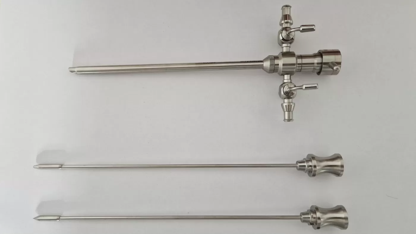 Arthroszkópos trokár szett, 4mm x 175mm, három élű és tompa szuronnyal