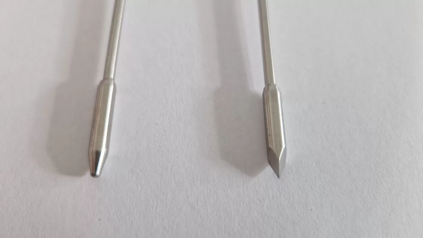 Arthroszkópos trokár szett, 4mm x 175mm, három élű és tompa szuronnyal